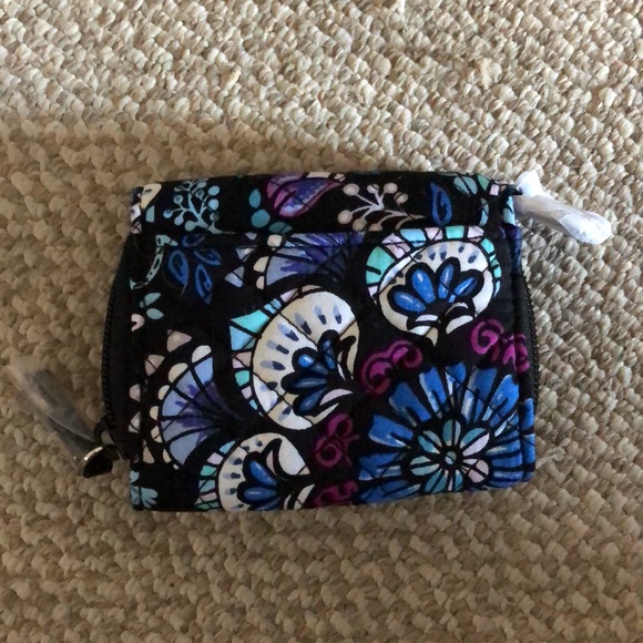 Vera Bradley wallet - Picture 2 of 5